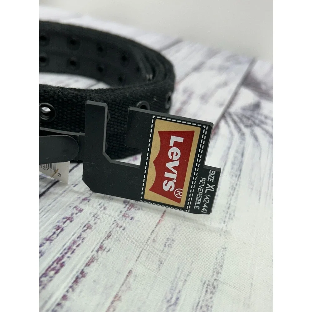 NWT Levi's Men's Black Reversible Canvas Matte Buckle Work Belt Size XL (42–44)‎